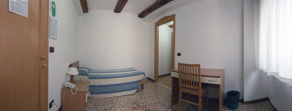 Casa Sant'Andrea Bed & Breakfast Venice Exterior photo