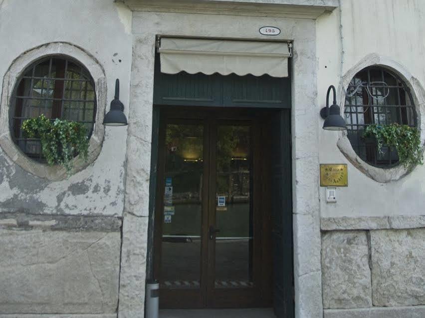 Casa Sant'Andrea Bed & Breakfast Venice Exterior photo